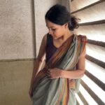 Ayesha Kaduskar Instagram - ही पोरी कोनाची