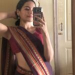 Ayesha Kaduskar Instagram - mirror dump only (..or is it?) 🙂