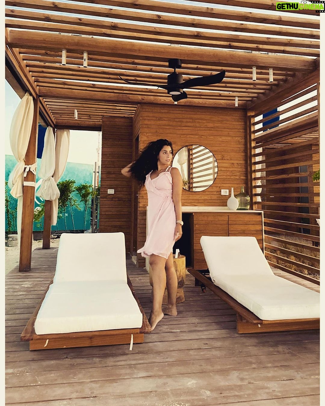 Ayten Amer Instagram - 🎼 #ايتن_عامر #aytenamer #ayten3amer Sol Beach