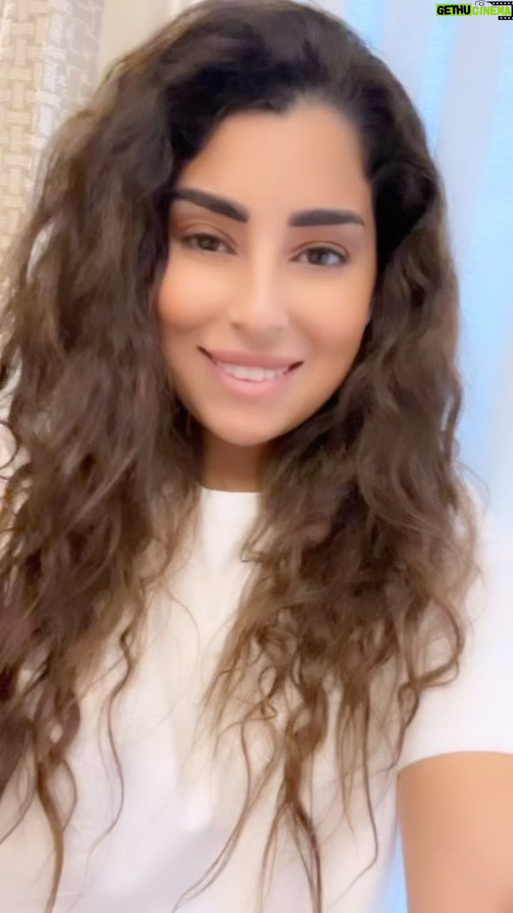 Ayten Amer Instagram - حياكم يا اهل #حائل ♥️ جاينلكم بعرض مسرحية #حتى_لا_يطير_الدكان من يوم ٣١ مايو حتى ٢ يونيو حنستناكم تنورونا على مسرح النادى الادبي الثقافى بمدينة #حائل #السعودية Ha'il