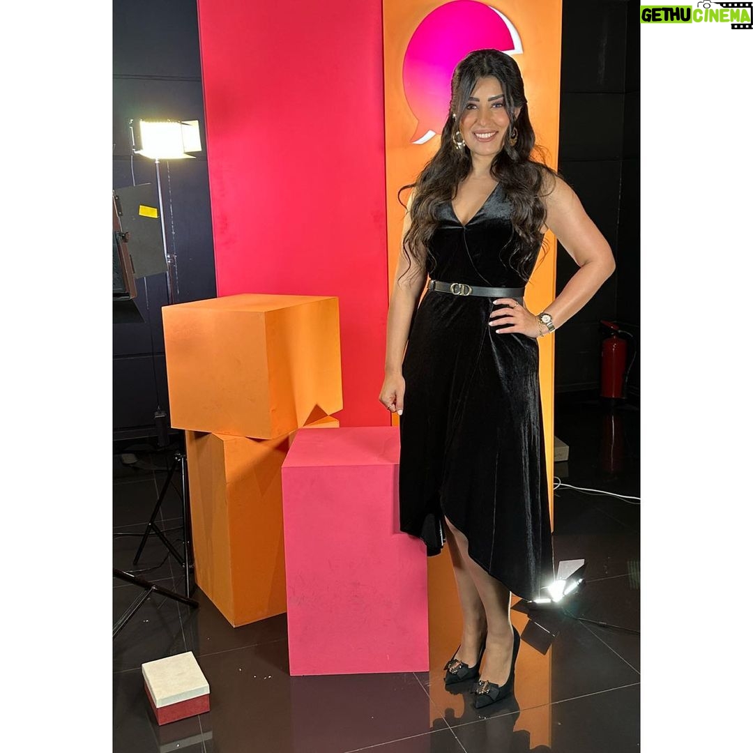Ayten Amer Instagram - من العرض الخاص لفيلم #ساعة_اجابة ♥️ متنسوش تسمعوا اغنية الفيلم هتنزل النهاردة على كل المنصات #قلب_خسة #ايتن_عامر #aytenamer #ayten3amer Styled by @abeerelbadrawy ♥️