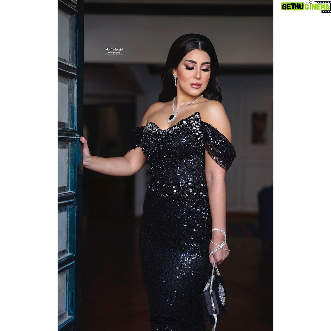 Ayten Amer Instagram - ♠️♠️♠️♠️ Makeup by @nehal__medhat Dress by @amira_ghonim_atelier Hairdresser @esraa_adel_hair_stylist 📸 by @arthousephotographyofficial Thank for @7stars9882 👛 @rewan_khaled_hand_casting