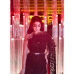 Ayten Amer Instagram - Red Sea film festival closing ceremony 🖤 Dress by @ahmedabdullah_official #ايتن_عامر #aytenamer #مهرجان_البحر_الأحمر_السينمائي_الدولي The Ritz-Carlton, Jeddah