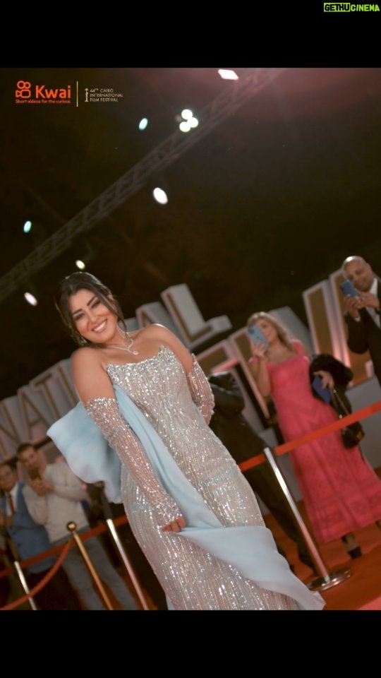 Ayten Amer Instagram - الفنانة ايتن عامر تتألق علي السجادة الحمراء في مهرجان القاهرة السينمائي الدولي 🥰 #FilmOnKwai #CIFF44