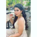 Ayten Amer Instagram - من بيروت 🇱🇧 @nasra.nour_makeup @dani_awwad75 @shroukhodroj Byblos - Jbeil