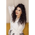 Ayten Amer Instagram - ♥️🖤♥️🖤التغيير مطلوب احيانا بس فى الاخر لازم الضحكة تحضر 😂😂😂😂 Makeup my @makeupby_marwayassin Outfit by @its_shopping_time22