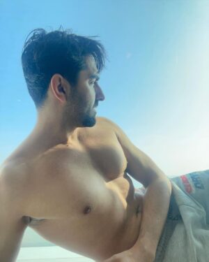 Ayushmann Khurrana Instagram - Goa 🌞 #iffi