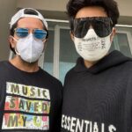 Ayushmann Khurrana Instagram - Happy birthday to the best sibling. You don’t need a charger coz you’re the energy bunny. Super funny! In the pic we look like bobby sunny. Aaj nahi shukrvaar, aaj hai shani. Happy birthday @aparshakti_khurana ❤️🥹