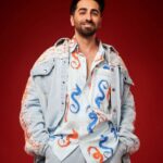 Ayushmann Khurrana Instagram – The K in Karam stands for KILLER looks and Kaafi dreamy personality 😎✌ 

#DreamGirl2 is now streaming on Netflix!

#DreamGirl2onNetflix @writerraj @ayushmannk @ananyapanday @ektarkapoor @shobha9168 @balajimotionpictures @gaurisathe #GovardhanAsrani @pareshrawalofficial @annukapoor @seemabhargavapahwa @vijayraazofficial @actormanojjoshi @rajpalofficial @nowitsabhi @oyemanjot @anirudh_k_sharma @zeemusiccompany