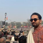 Ayushmann Khurrana Instagram - Honoured to witness the Republic Day Parade on the occasion of India’s 75th Republic Day. Took me back to my childhood days when I used to religiously watch this on Doordarshan every year with my entire family! Feeling incredibly nostalgic. Jai Hind! 🇮🇳🫡