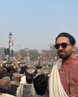 Ayushmann Khurrana Instagram - Honoured to witness the Republic Day Parade on the occasion of India’s 75th Republic Day. Took me back to my childhood days when I used to religiously watch this on Doordarshan every year with my entire family! Feeling incredibly nostalgic. 

Jai Hind! 🇮🇳🫡