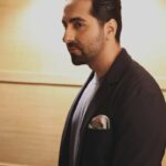 Ayushmann Khurrana Instagram – चौपाल par चलचित्र ki चर्चा❤️🎥
@news18hindi
#News18IndiaChaupal