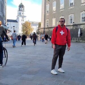 Azer Aydemir Instagram - Salzburg. Austria 🇦🇹 #october #vibes #eurotrip P.S. Salzburq kiçik nağıldır😍