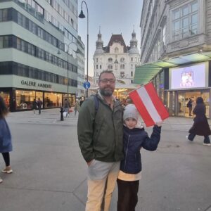 Azer Aydemir Instagram - Vienne/Austria 🇦🇹 2023 #vibes #october