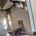 Azer Aydemir Instagram – Divandan yıxılıb, göylərə baxıram…