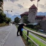 Azer Aydemir Instagram - Vaduz. Liechtenstein 🇱🇮 #cityofdreams #kingdom #october #lichtenstein tenst Vaduz - Principauté de Liechtenstein