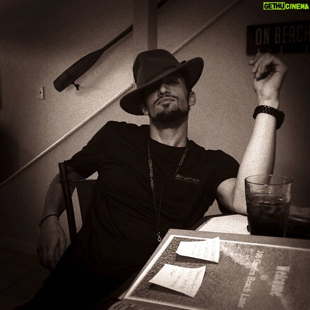 Azim Rizk Instagram - I've never in my life felt as cool as this picture depicts #howdy πΈβ