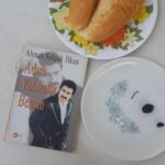 Aziz Kedi Instagram – gü  nay  dııın 💓👅 sanata biraz vakit ayıralım olmaz mı? tam yağlı ezine keçi peyniri ve marmarabirlik zeytine de… pazarınız çok iyi geçsin 👍💝 (saat gece 10 buçuk ama ben bir saat önce uyandım) (bugün günlerden ne lan?) 💂