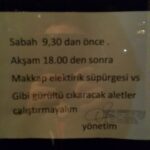Aziz Kedi Instagram - my makkap may be flaking but my smile still stays on...