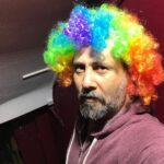Aziz Kedi Instagram - Bir saat sonra Twitch.tv/VeneficusTV kanalında sayın @feyyazyigit, @educatedear ve @klarsynthet ile birlikte, @soykan.soner DM’liğinde dört mage olarak D&D oynayacağız. Fotoyu üç yıl sonra bağlamından kopuk olarak izleyecekler için ise: renkli kişiliğim ve tutumluluğumla tanınırım.
