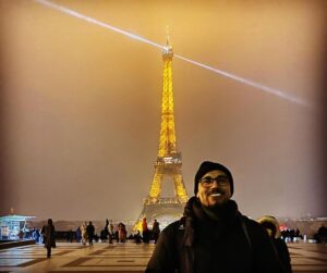B-Tight Instagram - Hab‘ mir mal Touri Programm in Paris gegönnt. Bald geht’s auf „Best of B-Tight Tour“. Alle Termine und Tickets sind in der Bio. #gönnteuch #offrezvous
📸: @wiiiiiilmaaaa @tourpraktikantin