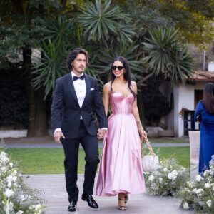 Bárbara de Regil Instagram - Puedo contar este día como uno de los mejores de mi vida 💒 💍
Solo por que  Verte así de feliz me llenó el corazón y me hizo muy feliz @mikaderegil TE AMO TE AMO 
y amo al hermano que nos diste @jaco.bach ❤️