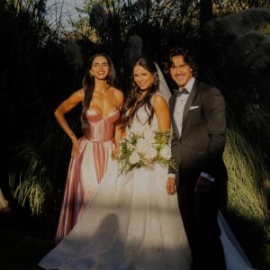 Bárbara de Regil Instagram - Puedo contar este día como uno de los mejores de mi vida 💒 💍
Solo por que  Verte así de feliz me llenó el corazón y me hizo muy feliz @mikaderegil TE AMO TE AMO 
y amo al hermano que nos diste @jaco.bach ❤️