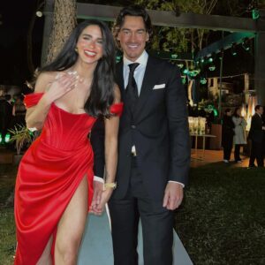Bárbara de Regil Instagram - Un Dump De una Boda Divina 🩷 
Que feliz soy a tu lado @ferschoenwald TODO ME SABE MEJOR 
👰🏻‍♀️🤵🏻‍♂️ @aleinfantecova @peyocanales Los queremos muchísimo ! Son una pareja top de unión ❤️