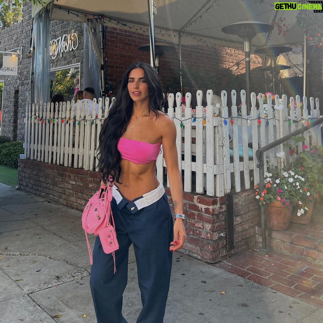 Bárbara de Regil Instagram - Amo mi vida . Los Angeles California