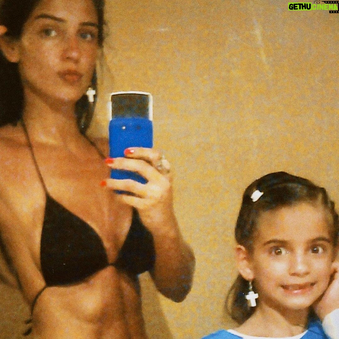 Bárbara de Regil Instagram - TRUE LOVE ❤️