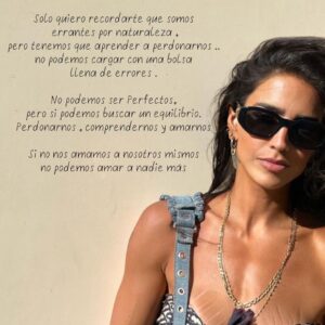 Bárbara de Regil Instagram - Me acepto , soy suficiente , doy el Máximo con amor  y creo paz en mi mente y corazón ♥️ Repítelo