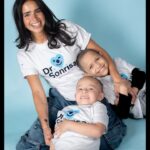 Bárbara de Regil Instagram – 🌟 ¡El 15 de febrero es un día especial! Me he unido a la valiente lucha contra el cáncer infantil de la mano con Dr. Sonrisas. 🎗️

Cada año, miles de niños enfrentan esta dura batalla, mostrándonos lo que realmente significa ser fuerte. Ahora, más que nunca, necesitan de nuestro apoyo. Y tú, puedes hacer una gran diferencia. 💪

🙌 Al donar a Dr. Sonrisas, no solo estás ayudando a financiar tratamientos y medicinas; estás regalando momentos de alegría, esperanza y fuerza a estos pequeños guerreros.

Tu contribución importa, ¡y cada gesto cuenta! Participa, dona y ayuda a difundir este mensaje. Juntos podemos cambiar vidas y llenar de sonrisas aquellos días difíciles.

👉 Sigue a @drsonrisasac y hagamos junto un cambio. ¡Vamos a hacer que este día cuente!

#laluchaesdetodos #cumpletusueñodeayudar #unidoscontraelcancerinfantil #drsonrisas #ayudaressanar #lafelicidadeslamejormedicina