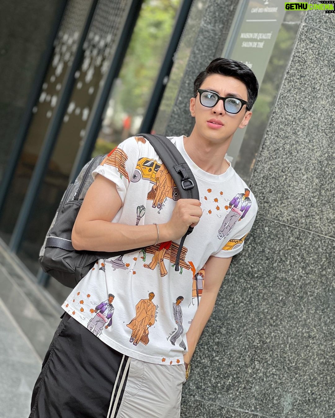 Bình An Instagram - Mọi chuyến đi không thể thiếu Tumi 😜 #tumitravel #TUMI #Tumivn