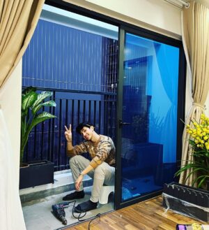 Bình An Instagram - Thích tự làm đẹp cho ngôi nhà của mình 😘