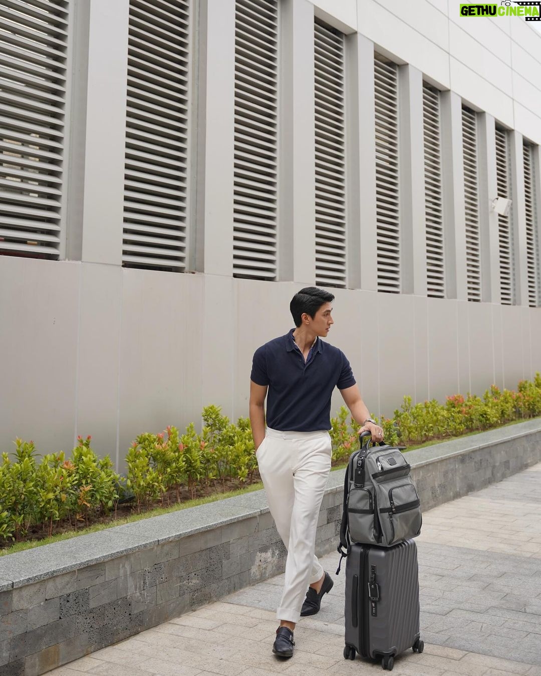 Bình An Instagram - Em: Đi đâu cũng được, miễn là có anh đi cùng! Anh: Mi Tu, @tumitravel #tumivn