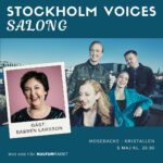 Babben Larsson Instagram - Har repat med sanslöst välsjungande Stockholm Voices i kväll. Vi har konsert i morgon 19.30 på Södran i Stockholm, salong Kristallen. Länk till biljetter i bio!
