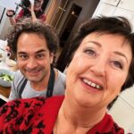 Babben Larsson Instagram - What’s cooking här då? Svaret snart i en youtube-kanal när dig. Kul hade vi i alla fall och gott blev det. #markusaujalay #maaat #söndagsjobb #vägralagerblad