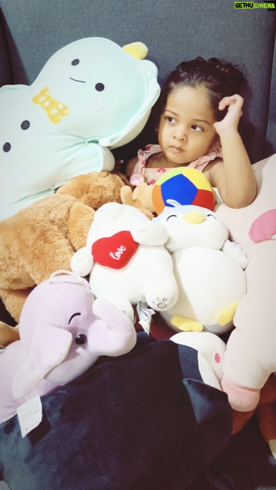 Baby Vedya Instagram - Chali peduthundhi Vedya ki 🤣 Follow @babyvedya #babyvedya #babyfever #babiesofinstagram #babyshop #babymodel #babiesofig #babyfashion #babiesenthusiasts #babyphotography #2yearsold #babyreels #babyvideos #babygirl #baby #angel #instablackandwhite #babieswithstyle #cutiepies #model #newborn #instababy #iloveyou #reelsviralvideo #2years #trendingreel #viralvideo #reelsviral #cutebabiesofinstagram #instagood #viralposts Hyderabad