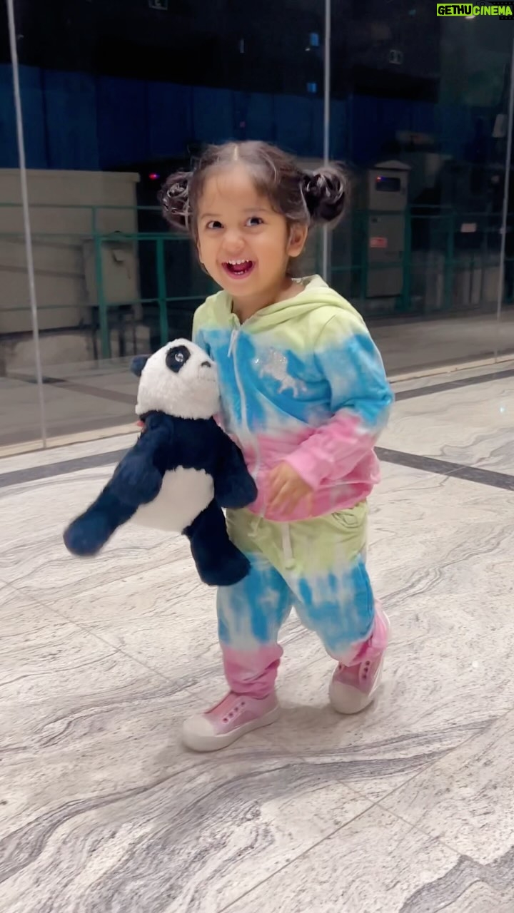Baby Vedya - 279 Likes - Chilaka 🦜
Outfit & shoes: @firstcryindia
#babyvedya