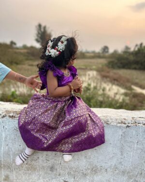 Baby Vedya Instagram - Konte choopu 💜
Follow @babyvedya
#babyvedya
#babyfever #babiesofinstagram #babyshop #babymodel #babiesofig #babyfashion #babiesenthusiasts #babyphotography #2yearsold #babyreels #babyvideos #babygirl #baby #angel #instablackandwhite #babieswithstyle #cutiepies #model #newborn #instababy #teluguyoutube #reelsviralvideo #2years 
#trendingreel #viralvideo #reelsviral #teluguvlogs #teluguvlog #minivlog