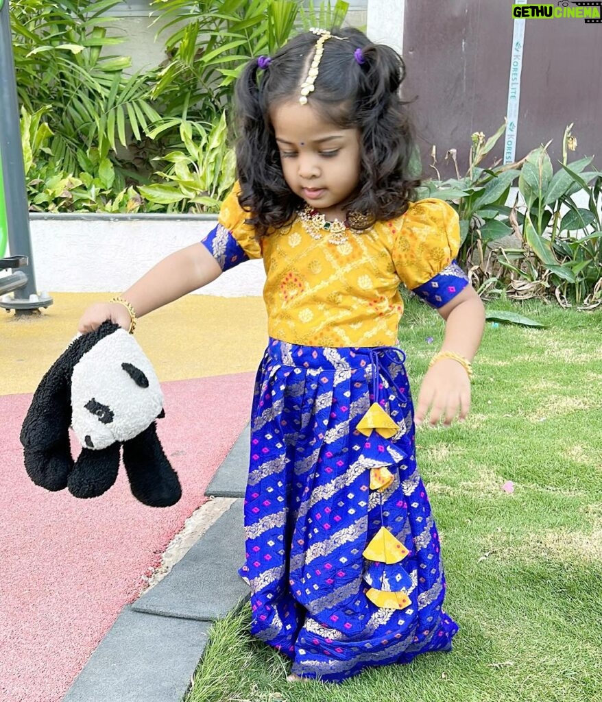 Baby Vedya Instagram - @ss_queens_wardrobe has the perfect Sankranti 🌾 Collection and we are obsessed with their designs 🥰 Shop for this Sankranti and get your kids dolled up for this festive season 😍 Outfit: @ss_queens_wardrobe Follow @babyvedya #babyvedya #babyfever #babiesofinstagram #babyshop #babymodel #babiesofig #babyfashion #babiesenthusiasts #babyphotography #2yearsold #babyreels #babyvideos #babygirl #baby #angel #instablackandwhite #babieswithstyle #cutiepies #model #newborn #instababy #iloveyou #reelsviralvideo #2years #trendingreel #viralvideo #reelsviral #cutebabiesofinstagram #instagood #viralposts