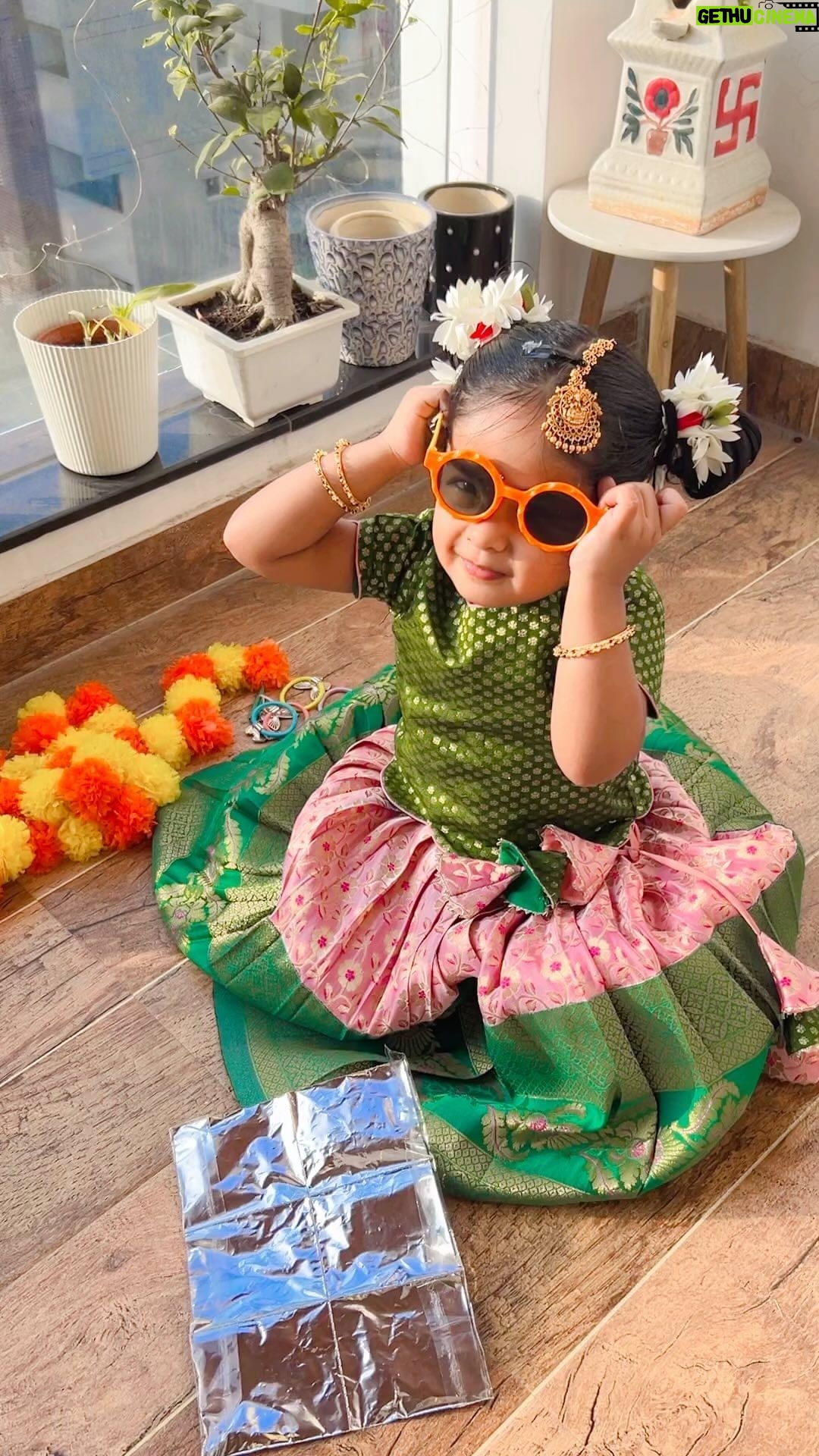 Baby Vedya - 128 Likes - Kalla jodu baagundha?
Follow @babyvedya
#babyvedya
#babyfever #babiesofinstagram #babyshop #babymodel #babiesofig #babyfashion #babiesenthusiasts #babyphotography #2yearsold #babyreels #babyvideos #babygirl #baby #angel #instablackandwhite #babieswithstyle #cutiepies #model #newborn #instababy #iloveyou #reelsviralvideo #2years
#trendingreel #viralvideo #reelsviral #cutebabiesofinstagram #instagood #viralposts