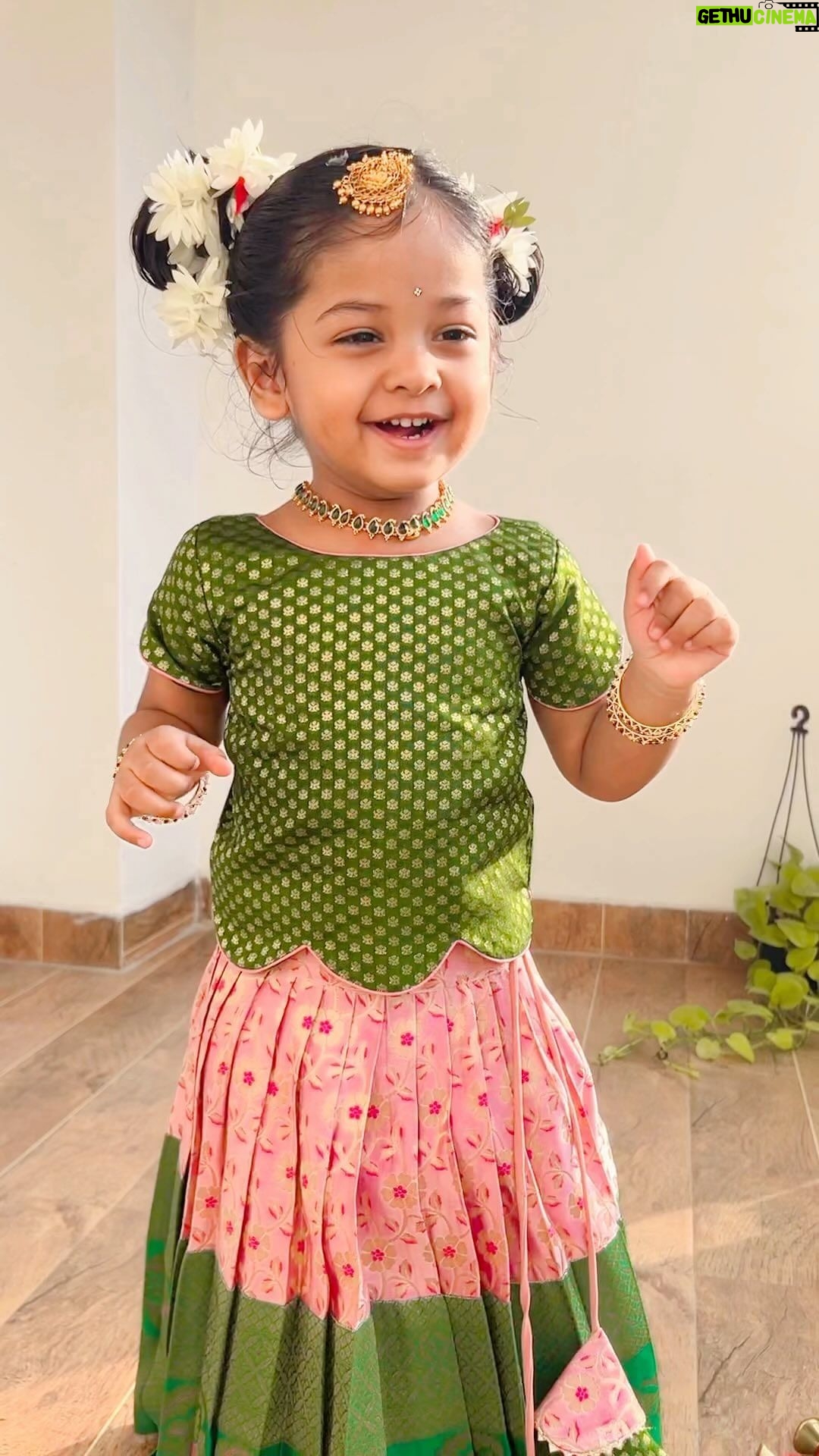 Baby Vedya Instagram - Nagu mathra 🥰 @ss_queens_wardrobe has the perfect Sankranti 🌾 Collection and we are obsessed with their designs 🥰 Shop for this Sankranti and get your kids dolled up for this festive season 😍 Outfit: @ss_queens_wardrobe Follow @babyvedya #babyvedya #babyfever #babiesofinstagram #babyshop #babymodel #babiesofig #babyfashion #babiesenthusiasts #babyphotography #2yearsold #babyreels #babyvideos #babygirl #baby #angel #instablackandwhite #babieswithstyle #cutiepies #model #newborn #instababy #iloveyou #reelsviralvideo #2years #trendingreel #viralvideo #reelsviral #cutebabiesofinstagram #instagood #viralposts