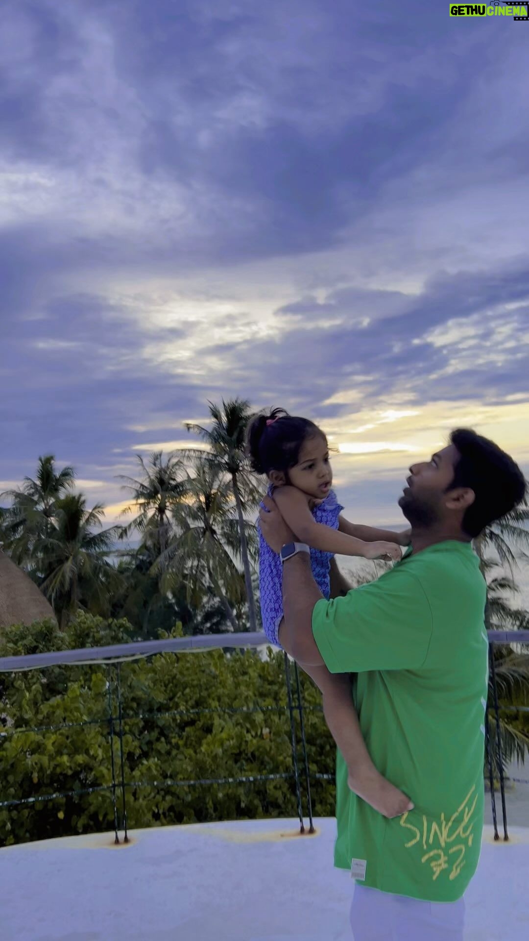 Baby Vedya Instagram - Daughter 🥰 Holiday Inn Resort Kandooma Maldives