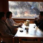 Bae Hyun-jin Instagram - 서울 봉은사 원명 주지 스님께 세배 하러 다녀왔습니다. 봉은사 침수쌍화차로 셋이 오붓하게 분위기도 잡고 큰 스님께 마음이 맑고 따뜻해지는 격려 말씀도 듣고 왔어요 고맙습니다.♡♡♡ #박정훈 #김성용 #배현진 그리고 겸댕이 #천수🐶
