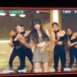 Bae Suzy Instagram - 두나 솔로 뮤비 비하인드 #undercover 💃 @_simeez @_rianess #이두나! @netflixkr 헤 @hearts_dokyung 메 @biyaaaa 코 @x2141432