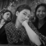 Bae Suzy Instagram - 서프라이즈 다 들켜서 귀여워하고 있었는데 케익을 만들어주다니 심지어 맛있어.. 너무 감동이었어 잊지 못할거야 (진심) 고마워 언냐들 막냉이는 행복 ❤️