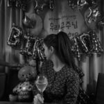 Bae Suzy Instagram - 서프라이즈 다 들켜서 귀여워하고 있었는데 케익을 만들어주다니 심지어 맛있어.. 너무 감동이었어 잊지 못할거야 (진심) 고마워 언냐들 막냉이는 행복 ❤️