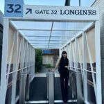 Bae Suzy Instagram - 게이트 론진으로 놀러오세요 ✈️ @longines