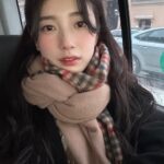 Bae Suzy Instagram - 🎄🧤🧦🧣